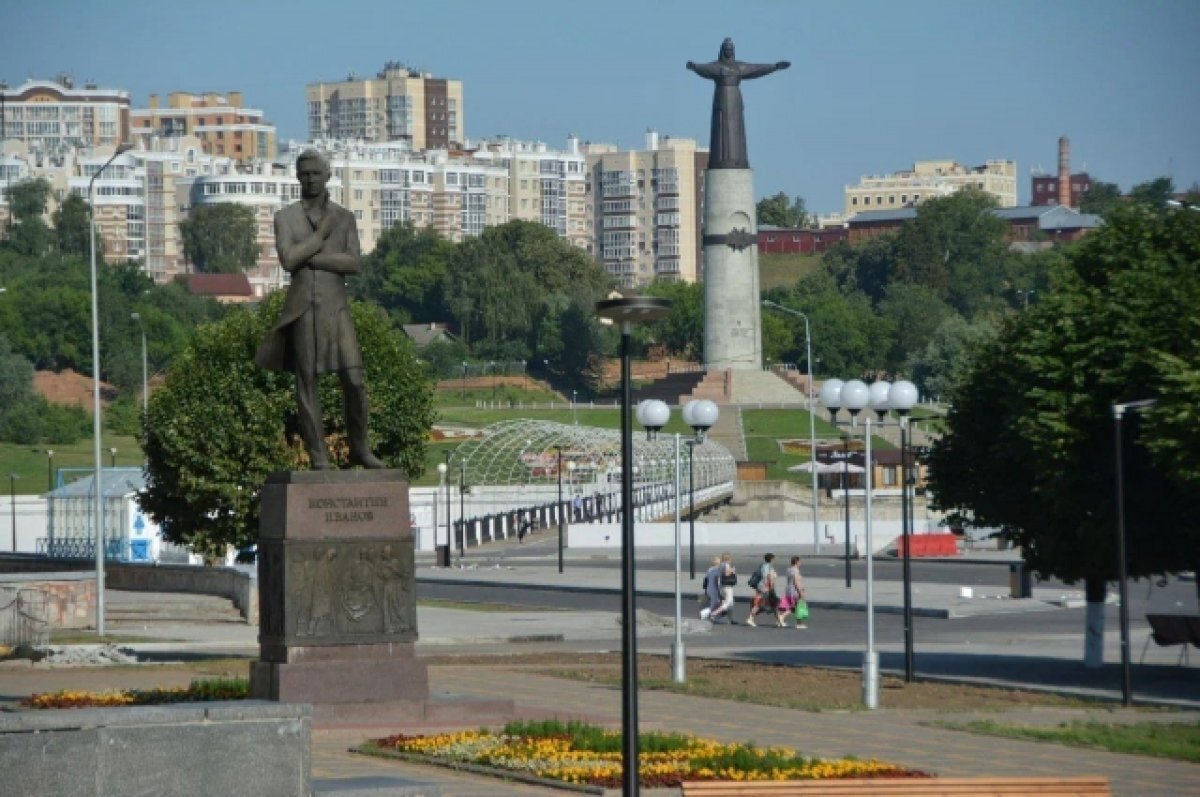    В год 555-летия Чебоксар жителям города дарят сувенирные банкноты
