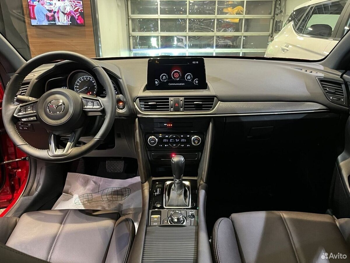 Салон Mazda CX-4 (фото из открытых интернет источников).