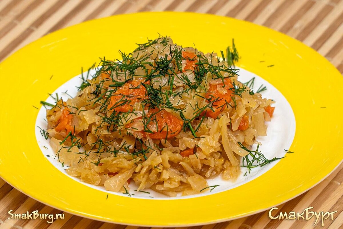 Тушеная капуста с сельдереем - ароматный гарнир на все случаи жизни!