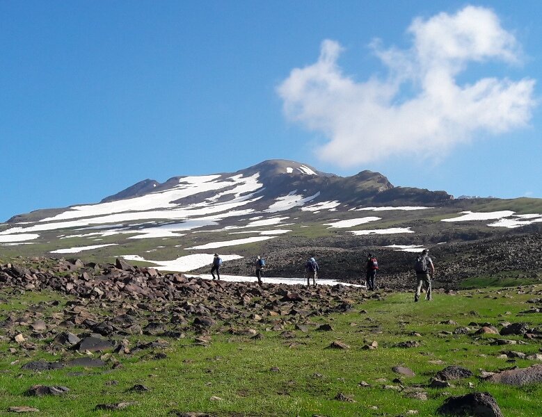 Южная вершина Арагаца (3879 м). Фото автора.