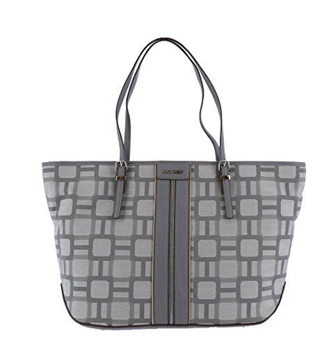 сумка женская. знаменитые бренды сумок. сумки известных брендов. брендовые сумки. Chanel бордовая сумка.