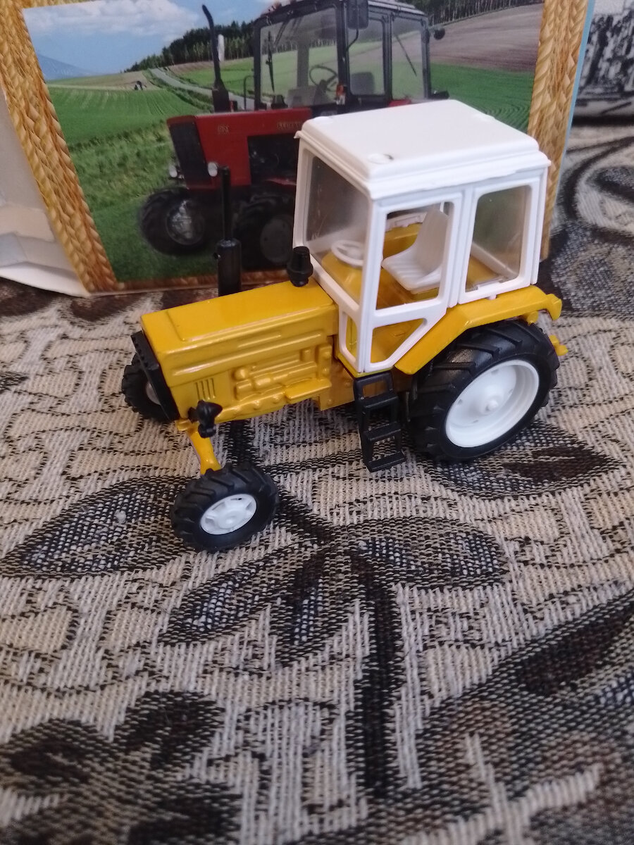 Поздняя модель трактора МТЗ 82 Беларусь