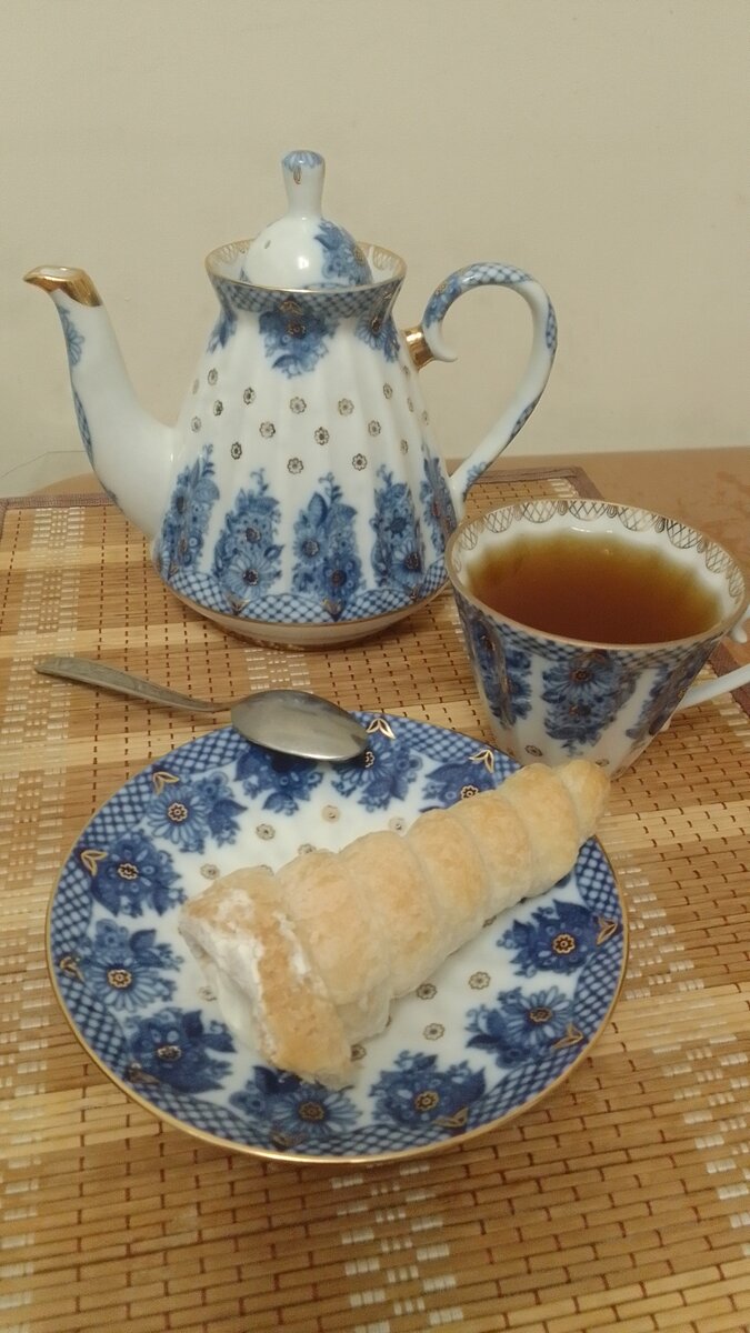 Вкусный чай всегда располагает к разговорам. Фото  автора