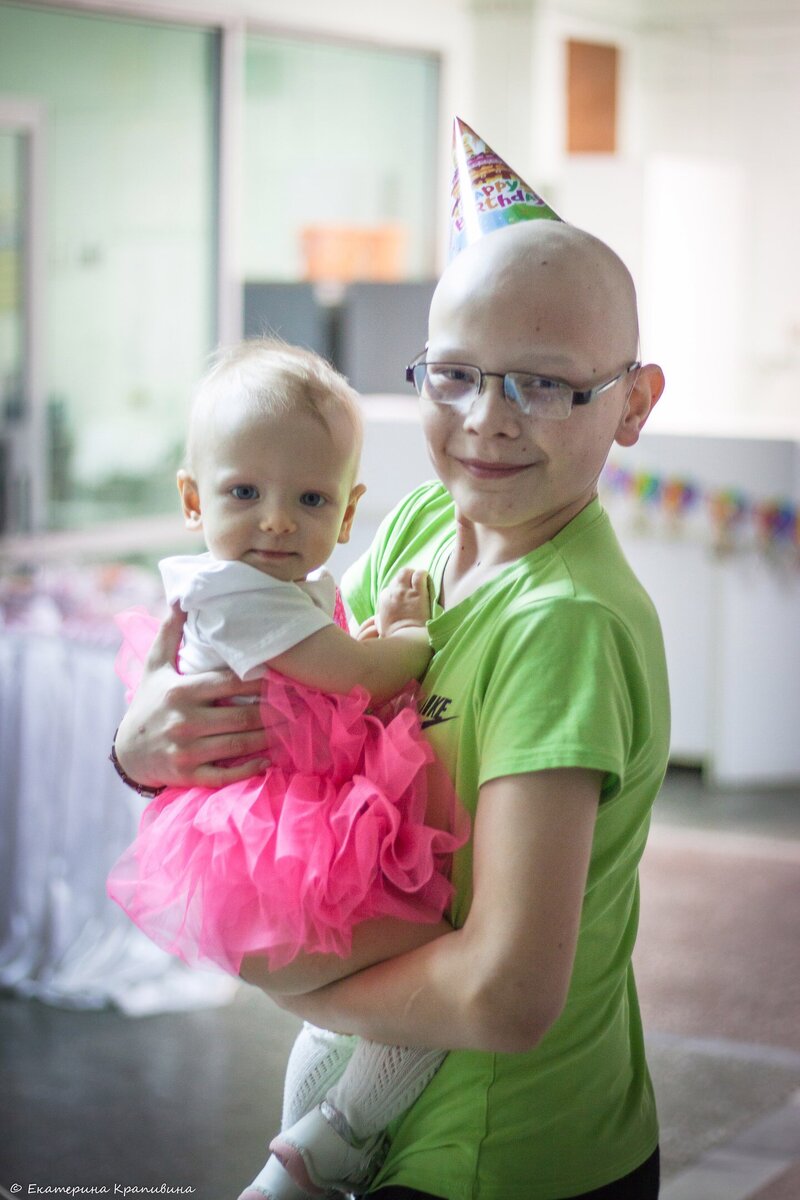 Саша и Дима. У Димы лимфома Ходжкина.