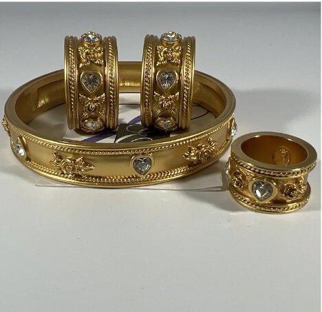 Кольцо, браслет и серьги из коллекции The Love Blooms (Цвет любви)