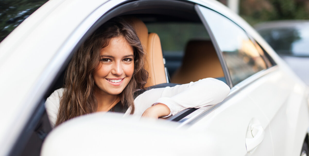 "Семнадчать мне уже, ты учи меня (ездить) везде!" Фото: Fahrschule Walch