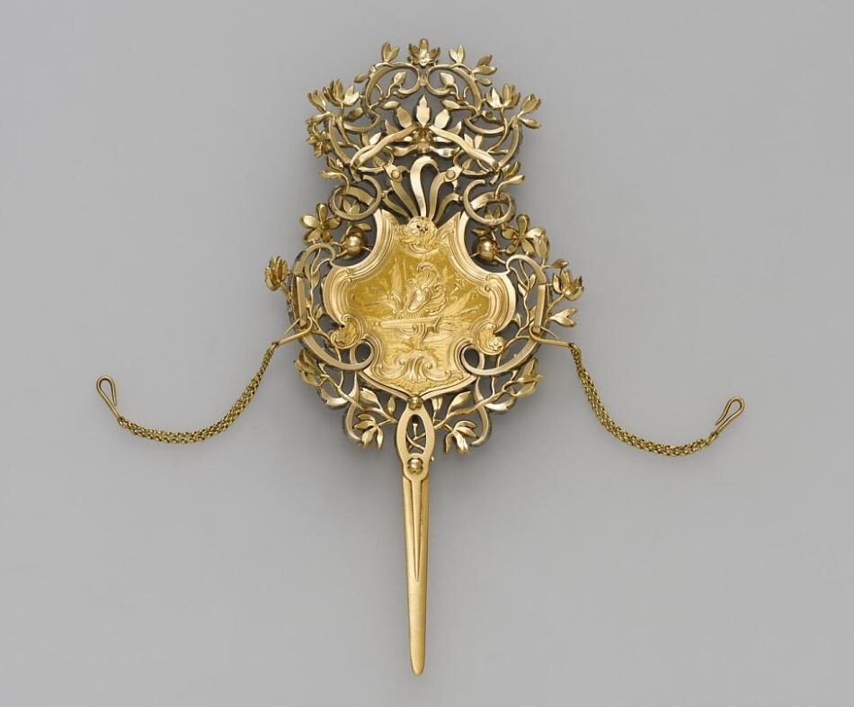 Перо. Принадлежало императрице Екатерине II, подарено султ. Абдул-Гамидом в 1775 г. Турция, XVIII в. Длина: 15,5 см.