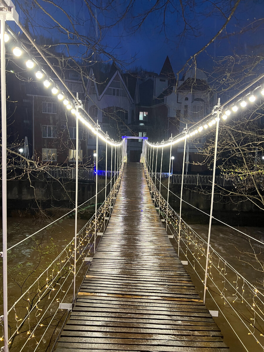 Фото из личного архива. Вид на отель и с балкона. 