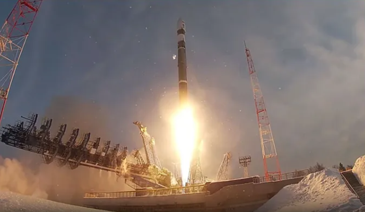 Старт "Союза-2.1б" с КА "Космос-2575" вызвал самую бурную реакцию в США за последние годы. Есть уже несколько версий, какой именно спутник был выведен на орбиту и все они очень беспокоят Пентагон и космические силы США. Фото МО РФ