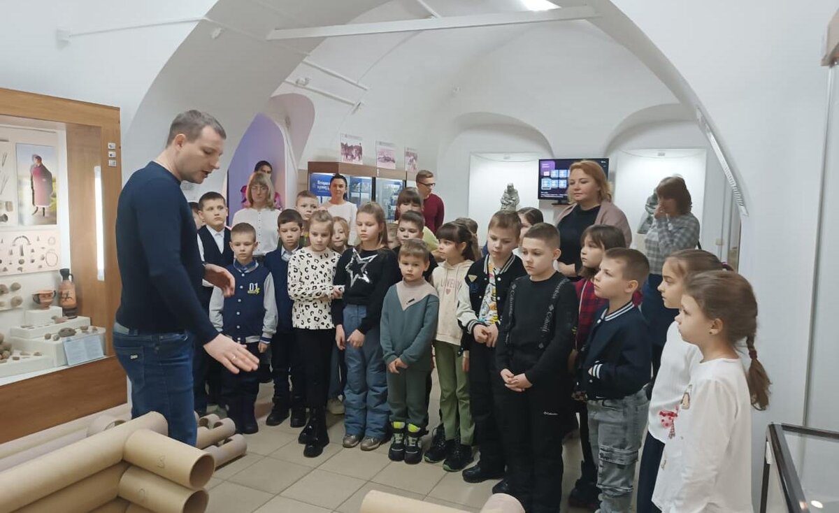    Юным курянам в музее археологии рассказали о празднике Сретение Господне