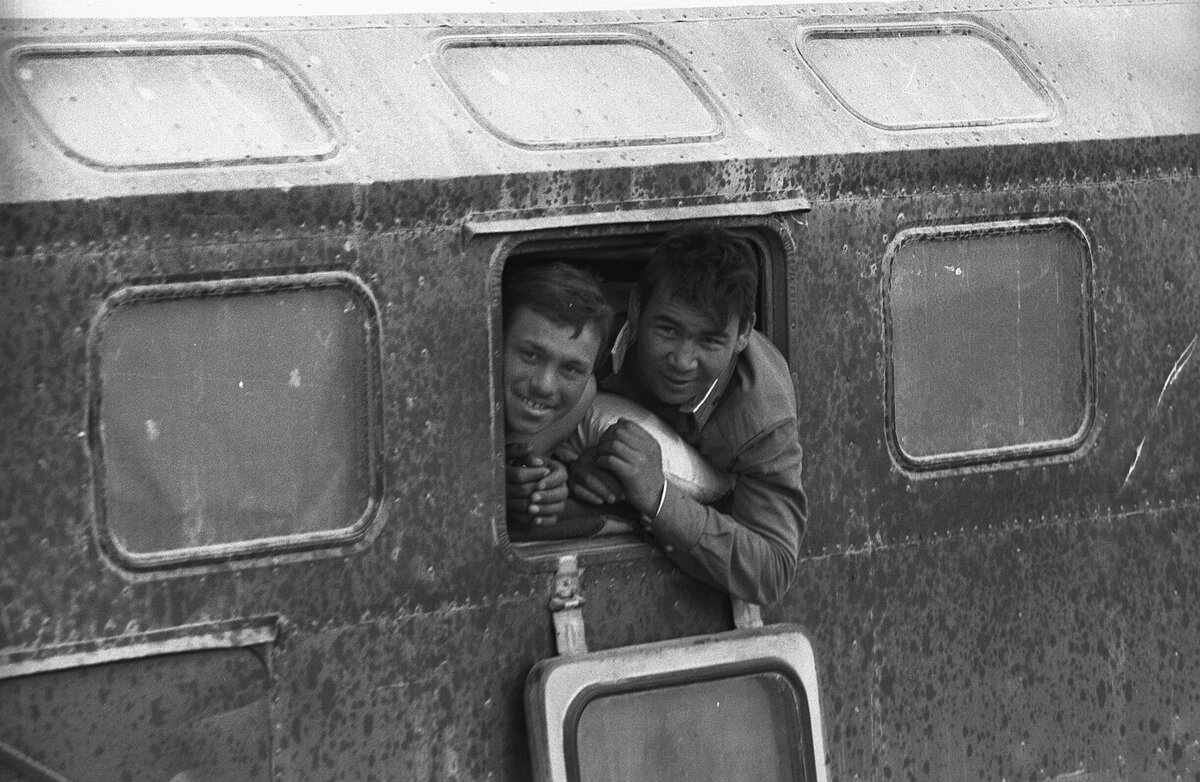    14 апреля 1988 года в ходе подписания Женевских соглашений власти СССР обнародовали график вывода советских войск из ДРА, который должен был завершиться 15 февраля 1989 года / РИА Новости