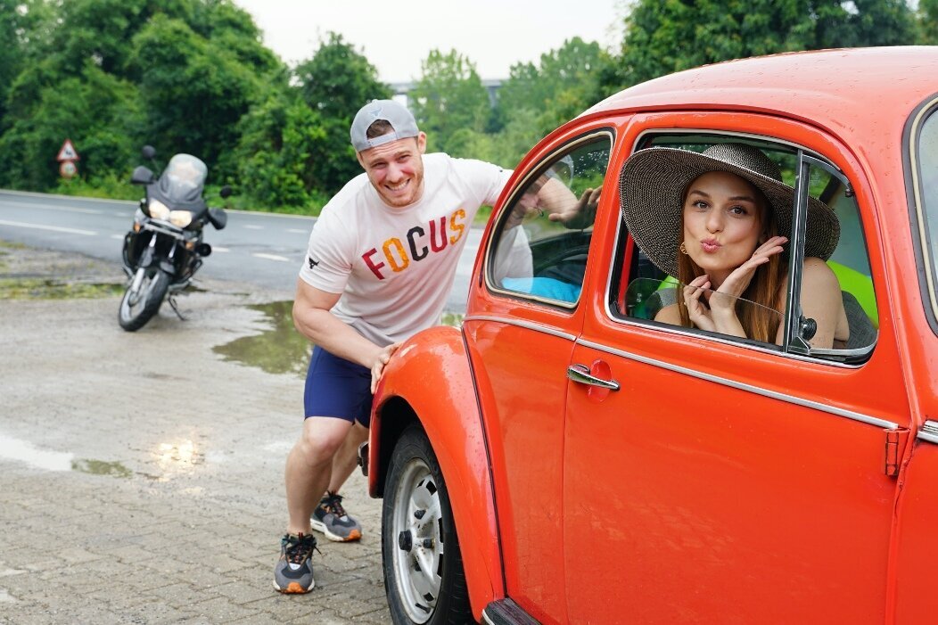https://avatars.mds.yandex.net/get-kinopoisk-image/6201401/84a1eac1-8754-4d99-869a-a1a862393d5e/1920x