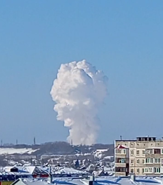 Взрыв в Бийске: над городом поднялся огромный столб дыма 15 февраля 2024 