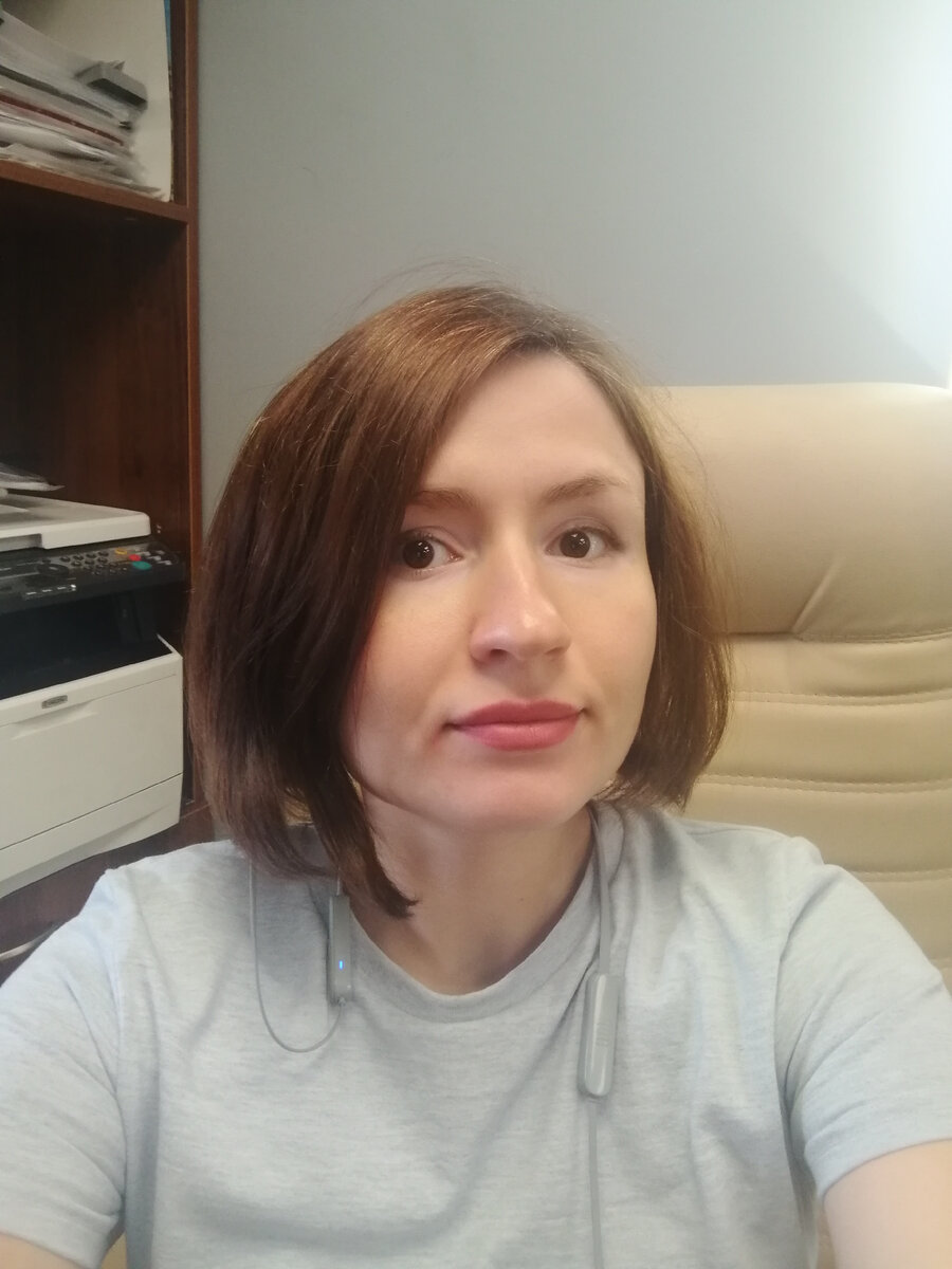 Это я на работе в 2022 году) 