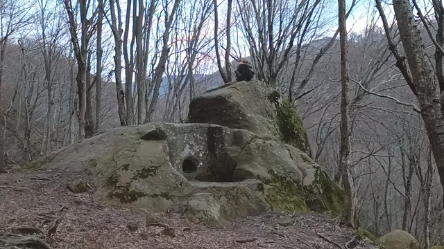Практически большая часть лежит в земле.