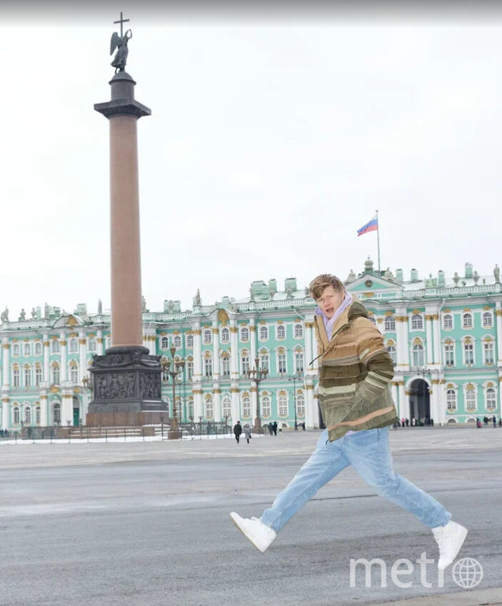    20 февраля выйдет первый выпуск тревел-влога по Петербургу с музыкантом Антоном Лиссовым.