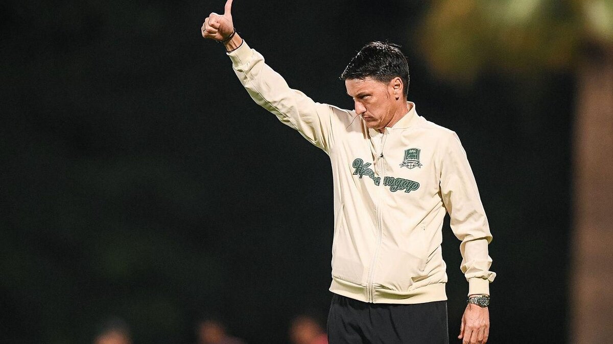    Владимир Ивич рассказал о травме футболиста. Фото:https://fckrasnodar.ru/team/photo/object/?object_id=146161