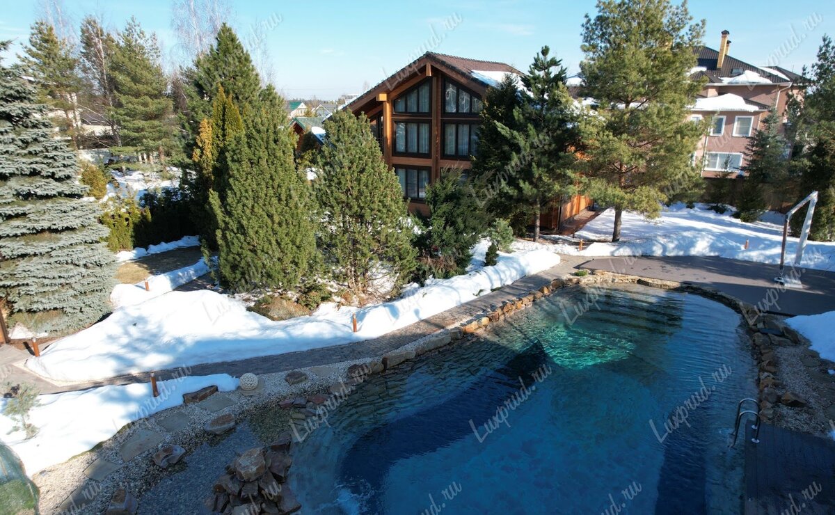 Пруд с подогревом может использоваться круглый год