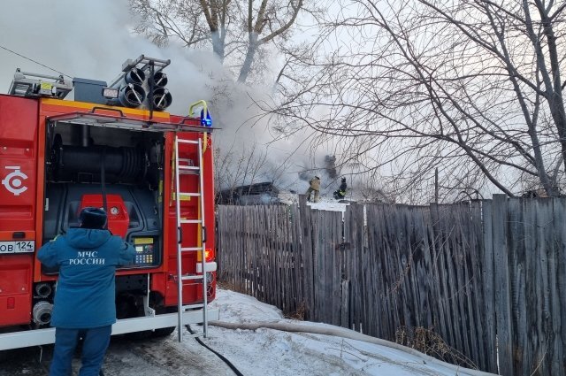    Что горит в Красноярске рядом с ТРЦ «Июнь»?