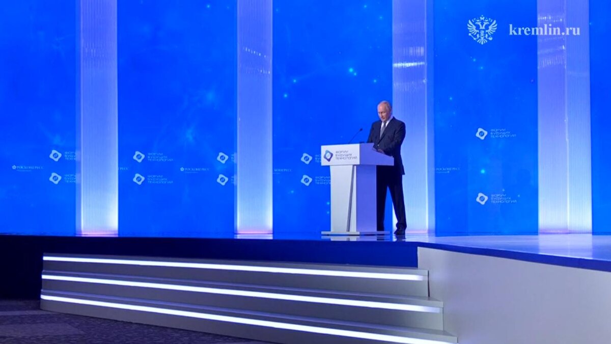 Правительство фото. Повышение зарплаты бюджетникам с 1 февраля 2024. Повышение зарплаты. Какая зарплата у бюджетников. Бюджетникам повысят зарплату в 2023 году.