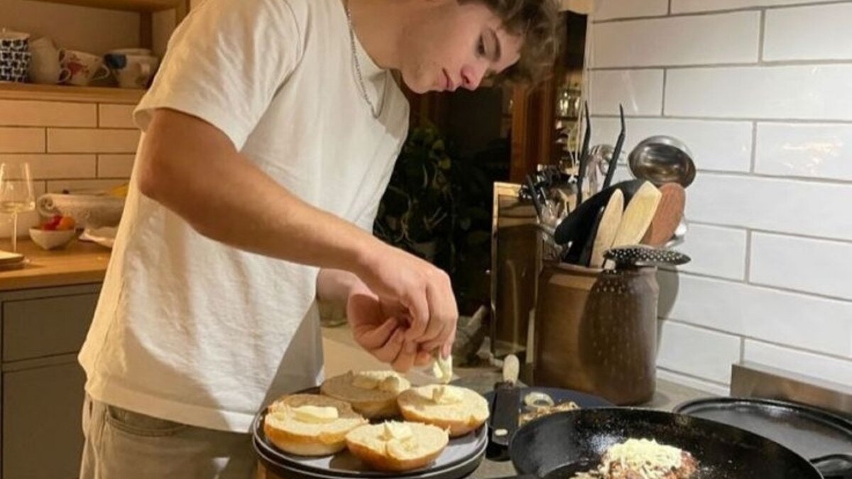 Увлеченный человек. Удобная женщина. Увлеченный человек. Занятие любимым делом. Увлеченный человек.