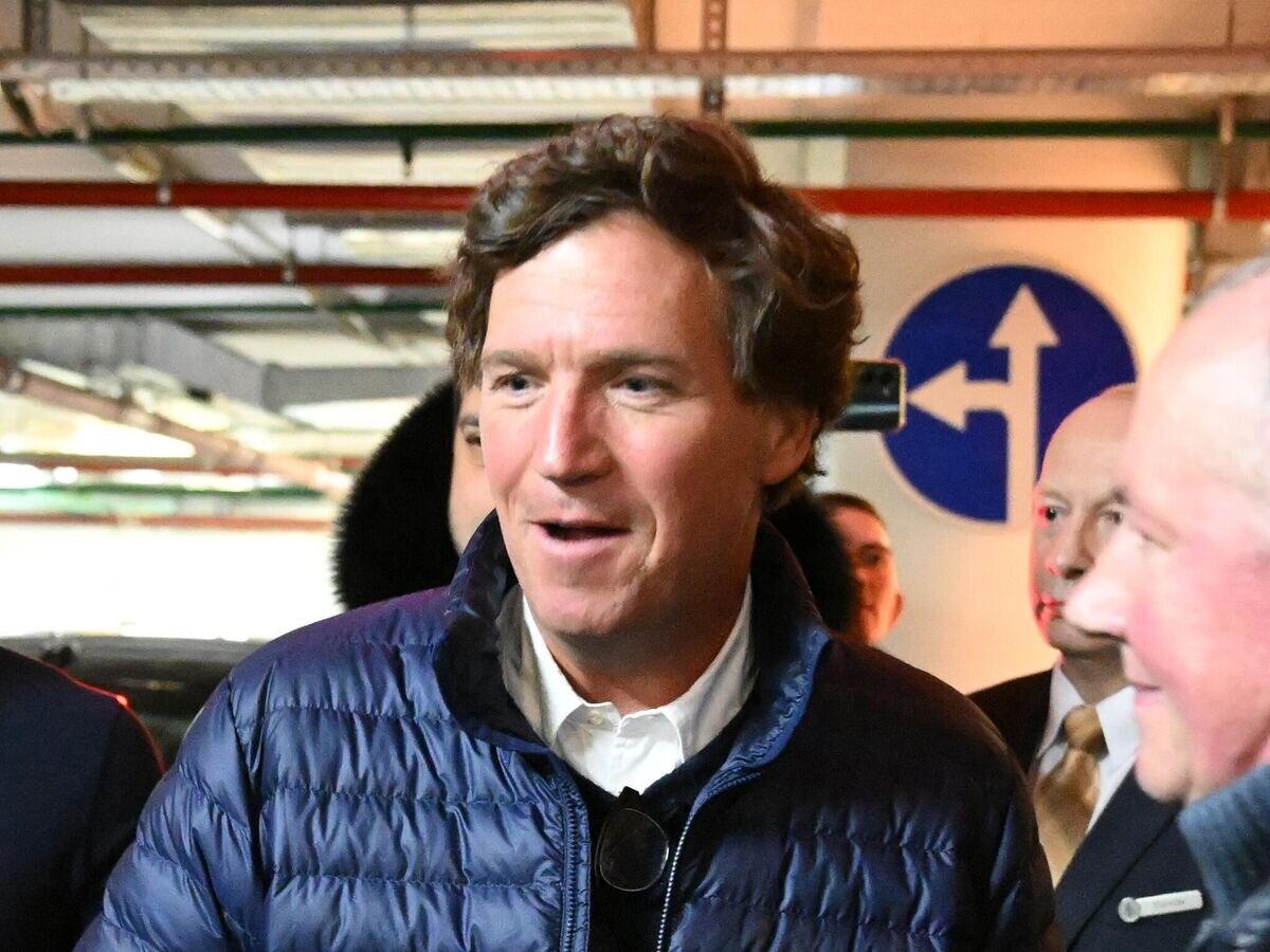    Американский журналист Такер Карлсон в Москве© РИА Новости / Максим Блинов