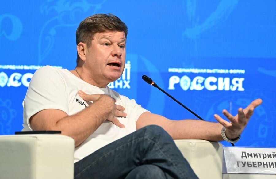    Спортивный комментатор Дмитрий Губерниев © Екатерина Чеснокова/РИА Новости
