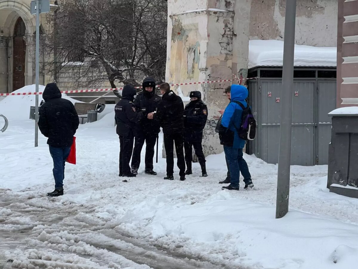 Огненный шквал, дым и гарь. Как тушили «Известия Hall» в Москве | НОВЫЕ  ИЗВЕСТИЯ | Дзен