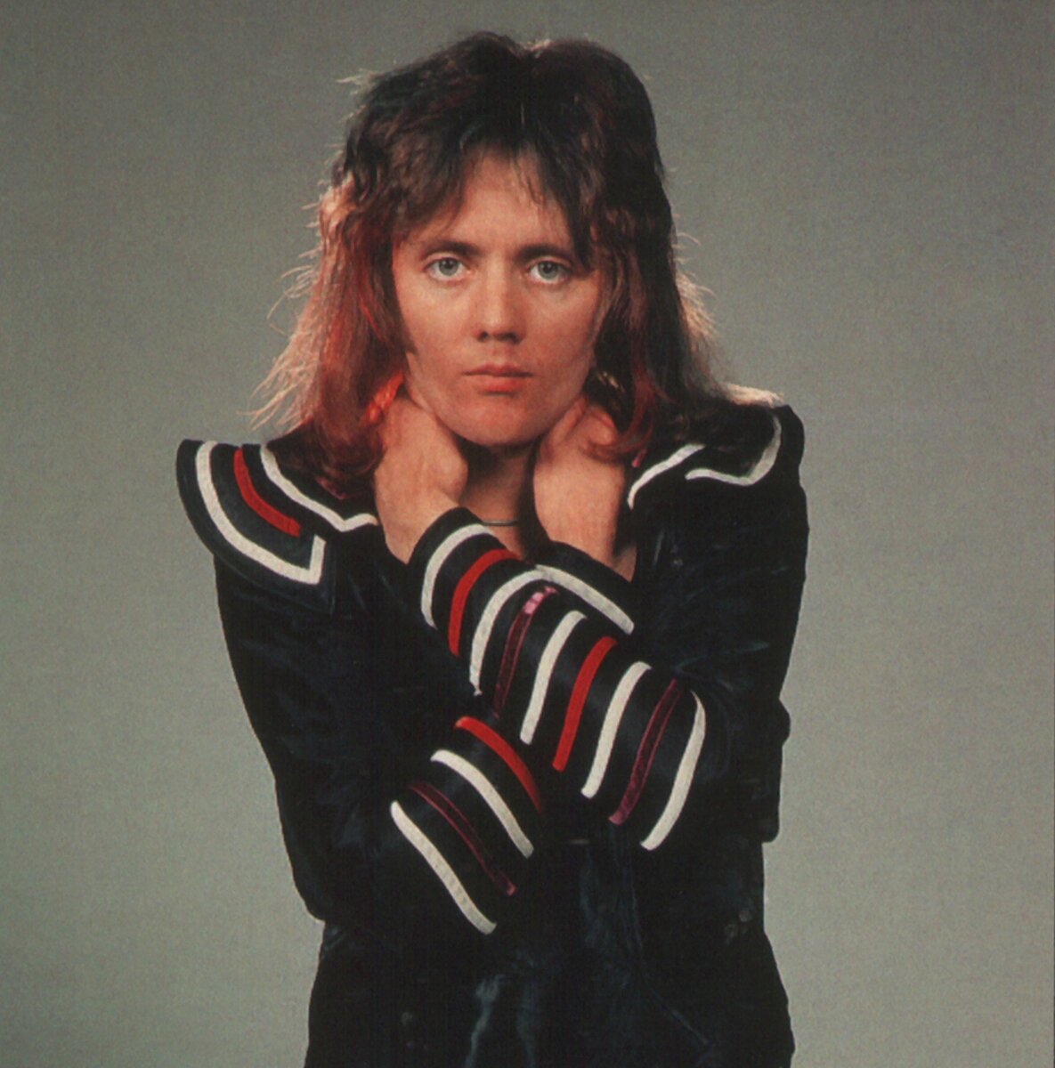 Emilie voe nereng. Тайские актрисы яя урассая спербунд. Иен сомельхардер. Йен сомерхолдер. Эмми россум.