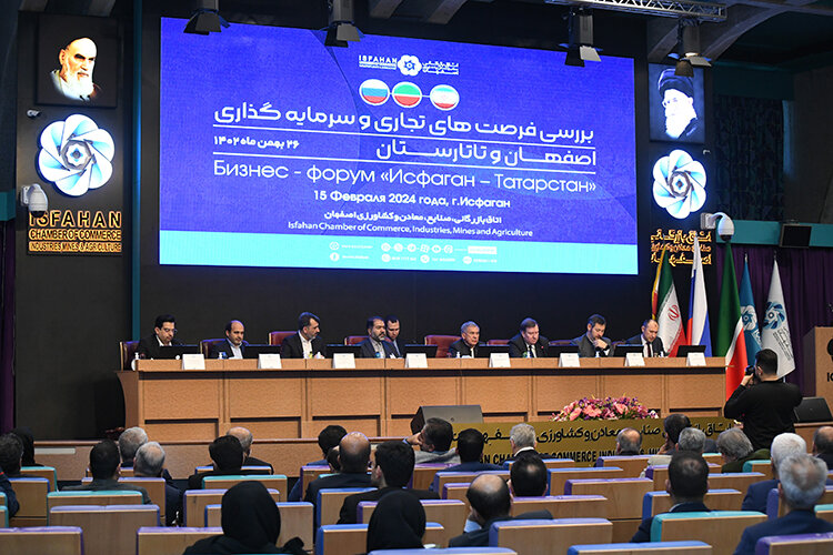    Двухдневная поездка завершилась сегодня около полудня в провинции Исфахан Фото: rais.tatarstan.ru