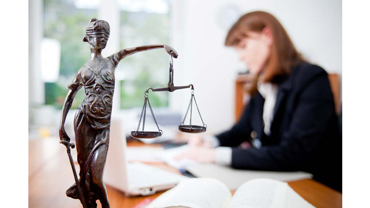 Знание законов очень нужно при работе с маркетплейсами, чтобы отстоять свои права