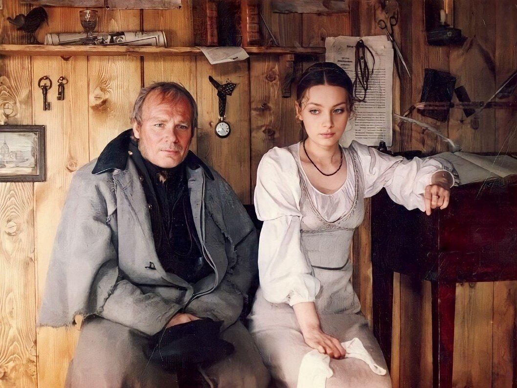 Кадр из фильма «Станционный смотритель», 1972. Режиссер – Сергей Соловьев. Самсон Вырин – Николай Пастухов,  Дуня -  Марианна Кушнерова
