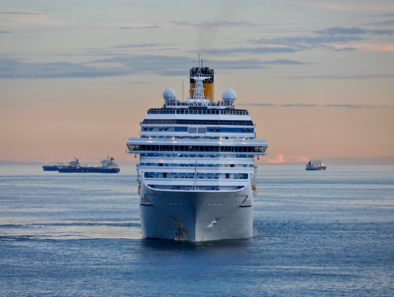 MSC Divina круизный лайнер