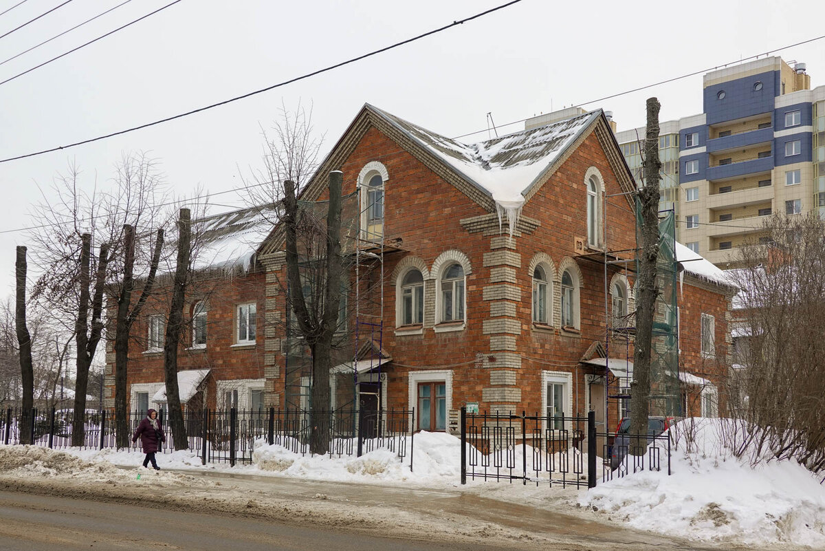 Школьная улица, 31.