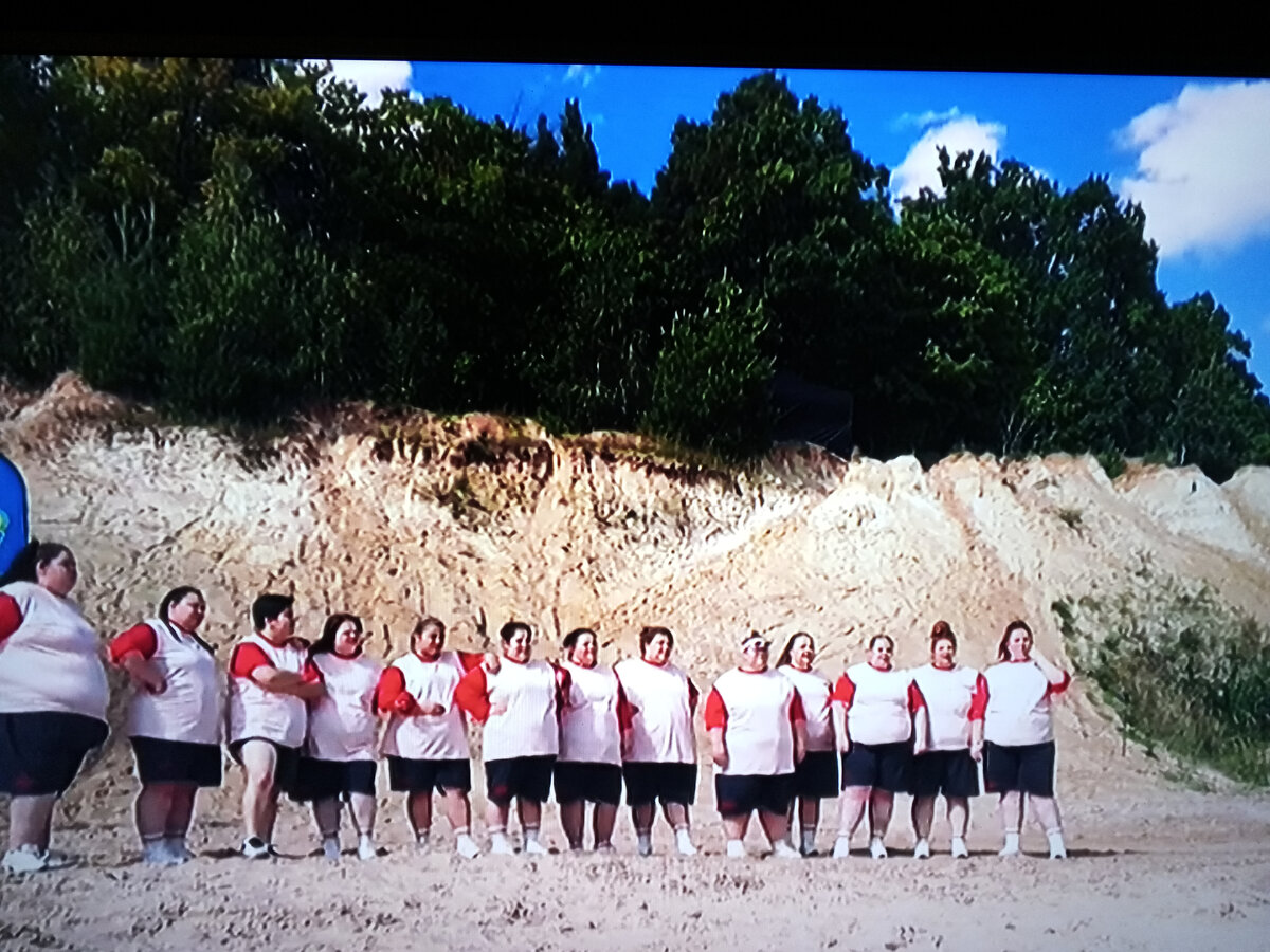 Команда Больших девочек