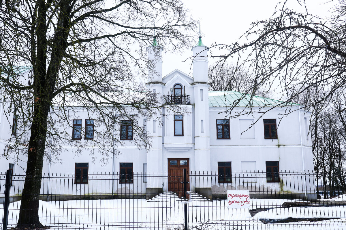 Усадьба Манюшко сейчас находится на реконструкции. Фото М. Самолевич