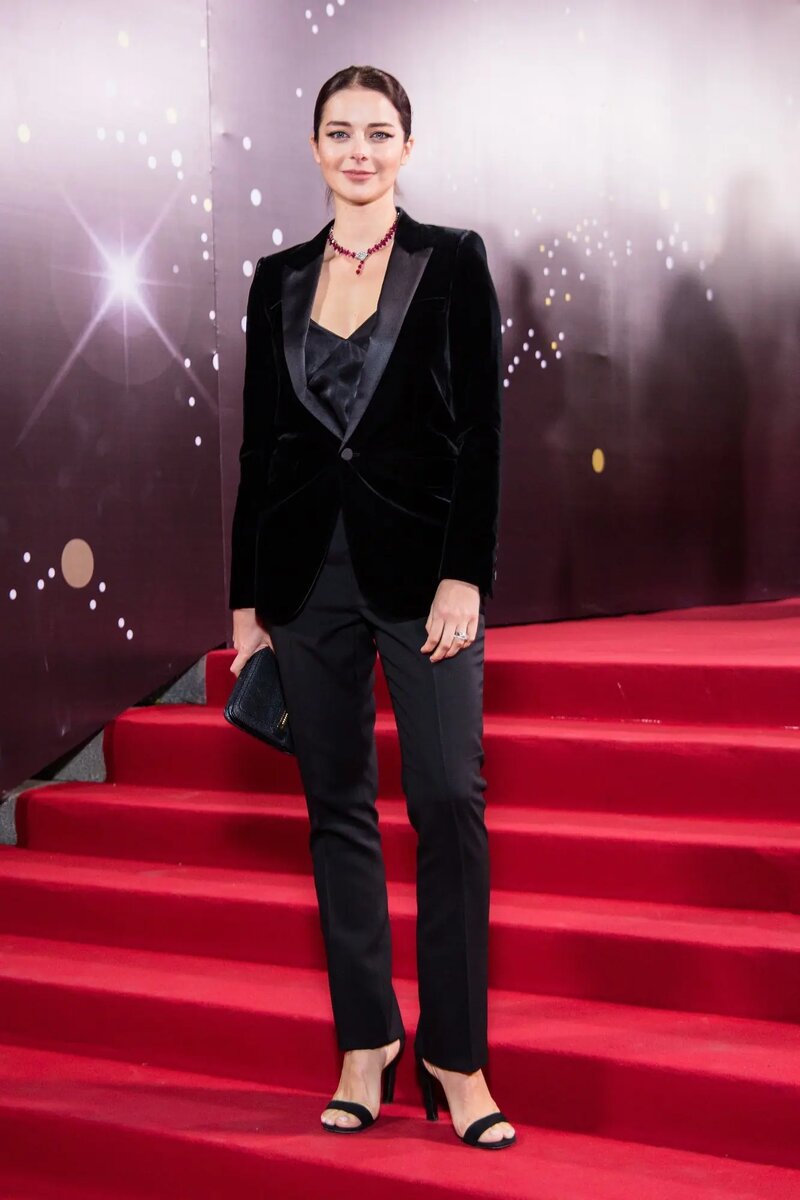 высокие девушки. красивые невысокие девушки. высокий рост это красиво. высокий рост это красиво. высокие девушки.