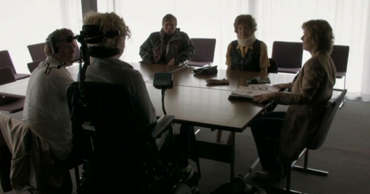 Это - группа поддержки для тех, кому уж очень не повезло в жизни (листайте)