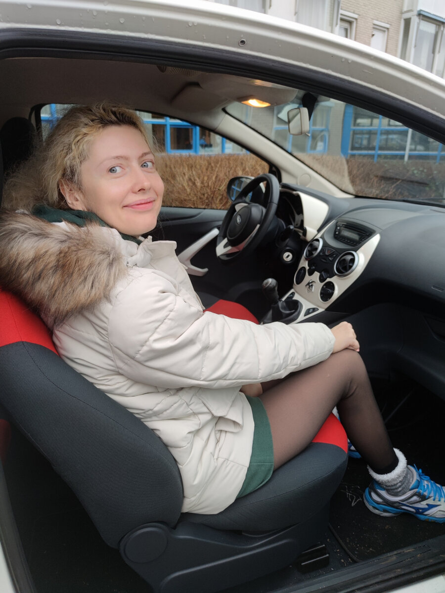 Это не колготки, а лосины с теплым начёсом в середине..а то женщина одна сказала, что я юбку забыла надеть на колготки 🤭