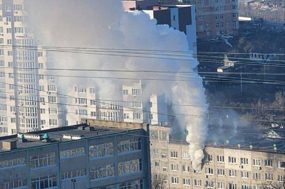 многоквартирный дом в разрезе. хорошие этажи в многоэтажных домах. хорошие этажи в многоэтажных домах. многоэтажка в разрезе. обои с многоэтажками.