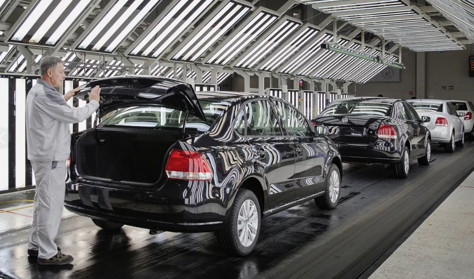 Завод марком. Завод будущего. Пастернак фасады балтимор декор. Ишимский винно-водочный завод. Завод марком.