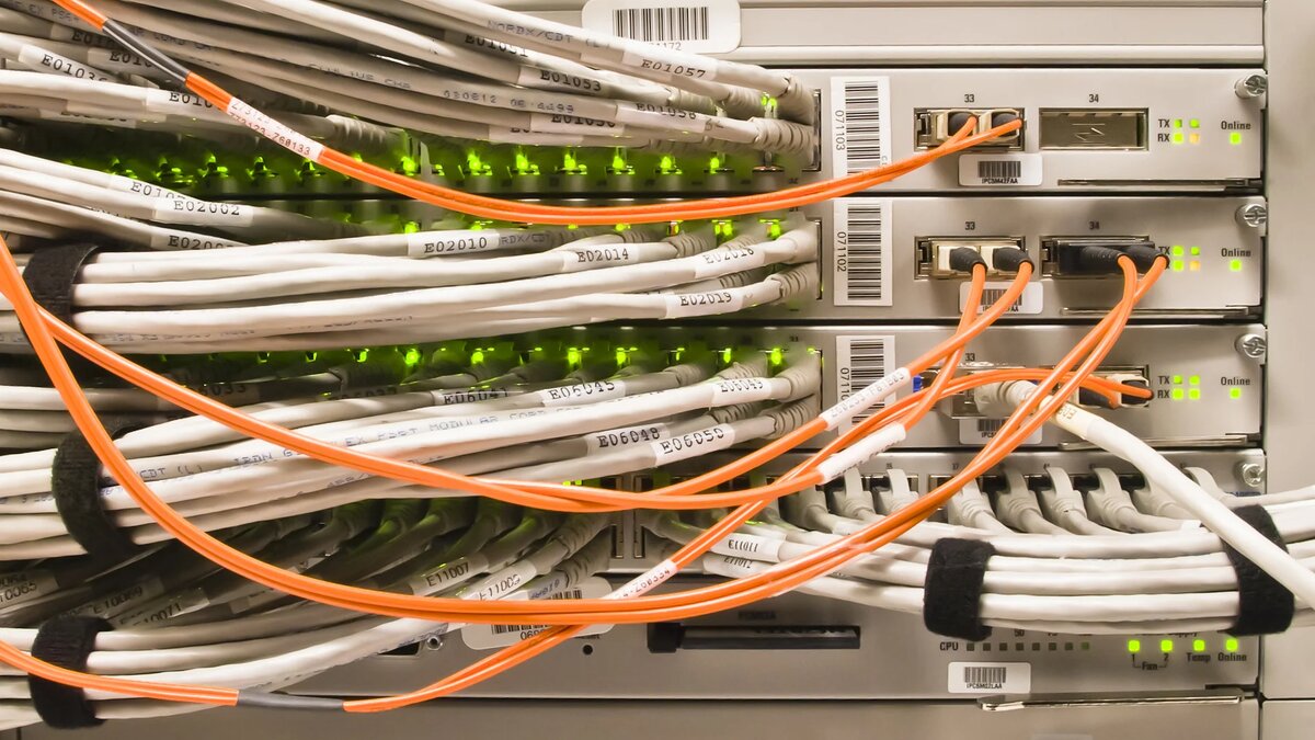 схема монтажа электропроводки в частном доме своими. какие провода нужны для проводки в доме. схема разводки электропроводки розеток. сечение проводов в квартире какие использовать. какие провода нужны для проводки в доме.