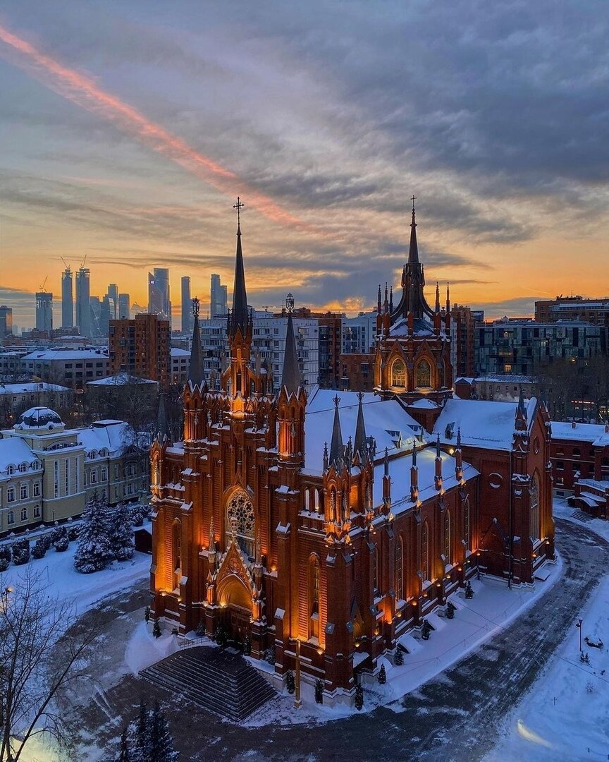 Римско- католический Кафедральный собор в Москве