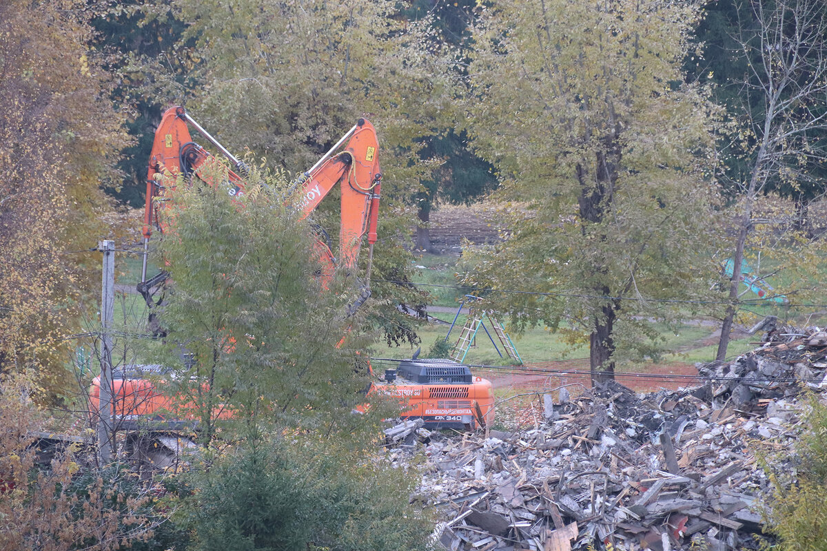 Catrin welz-stein картины. Заглядываем в чужие ночные окна. Стихи о вечной любви. Нервы слишком влюблён текст. Фразы про ночь.