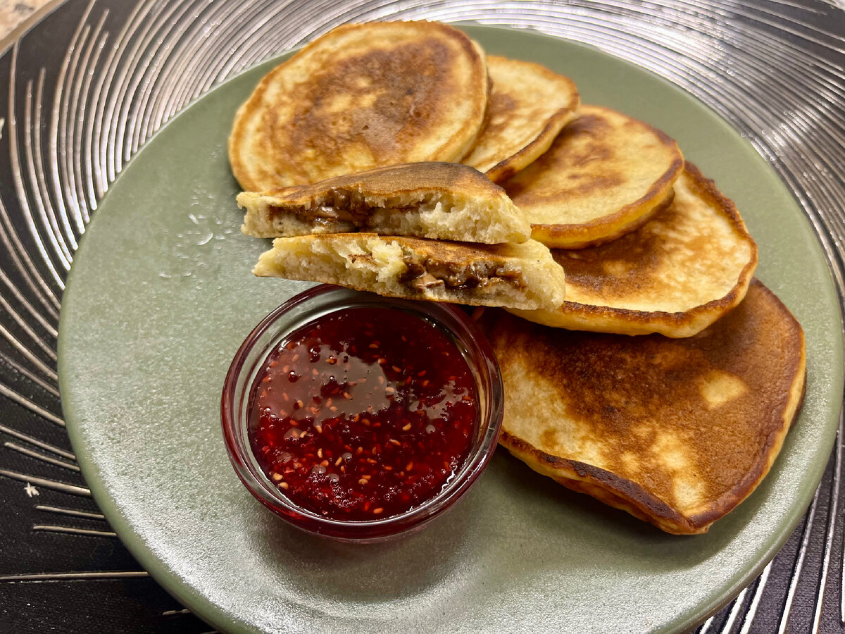 Банановые панкейки с шоколадом 🥞 | О вкусном - просто 🍲🫶🏻 | Дзен