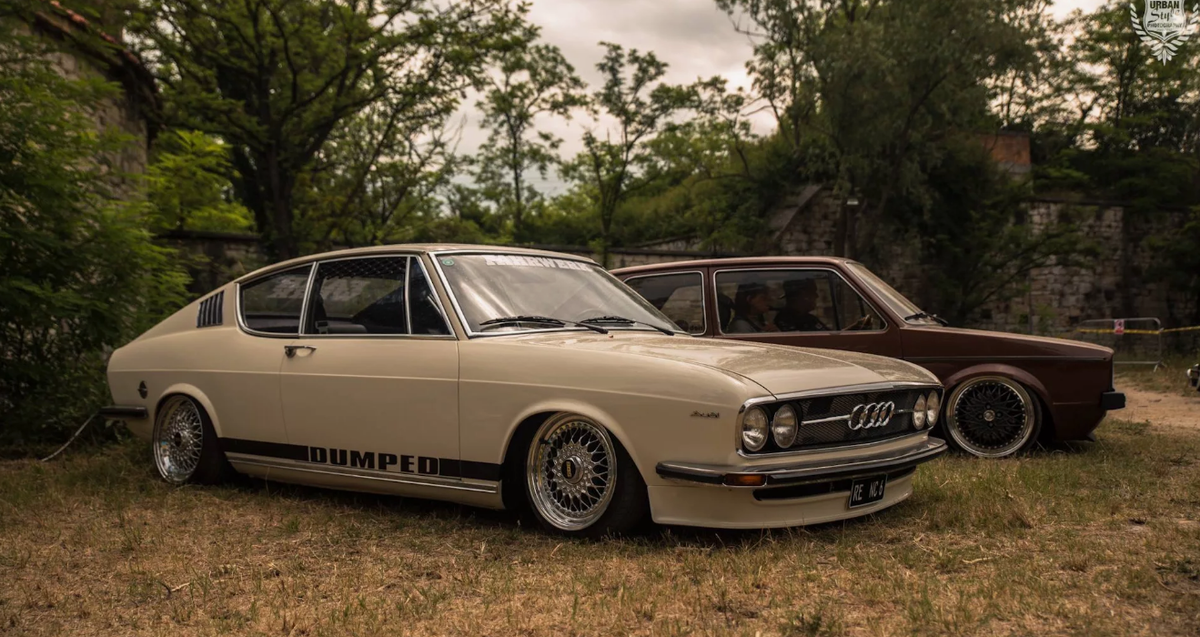 Audi 100 stance