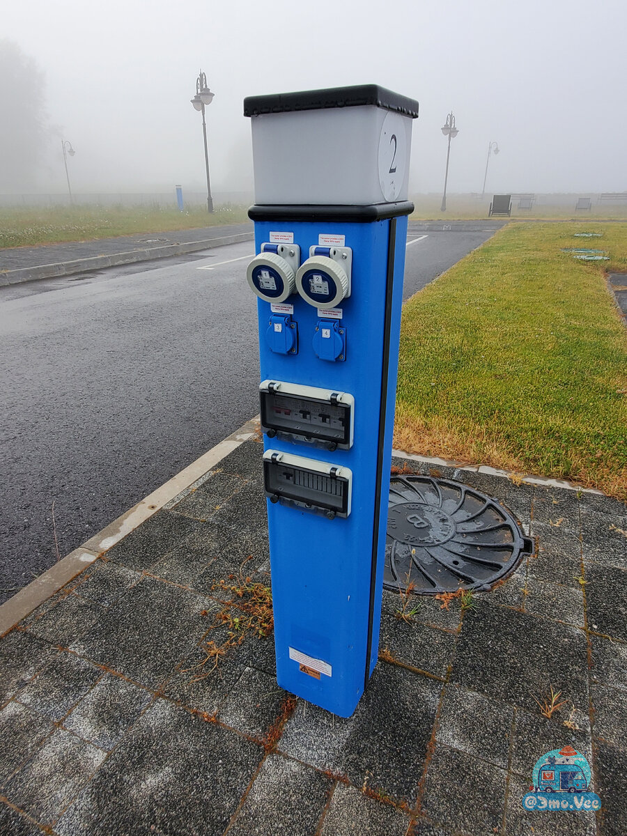 Каждый питч оборудован всеми коммуникациями