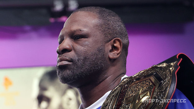    Кевин Джонсон.Александр Федоров