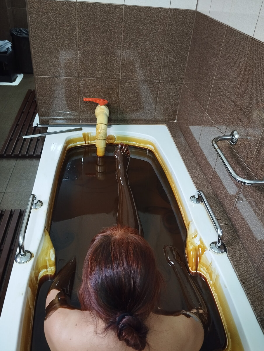 Я в ванне с нафталаном. 