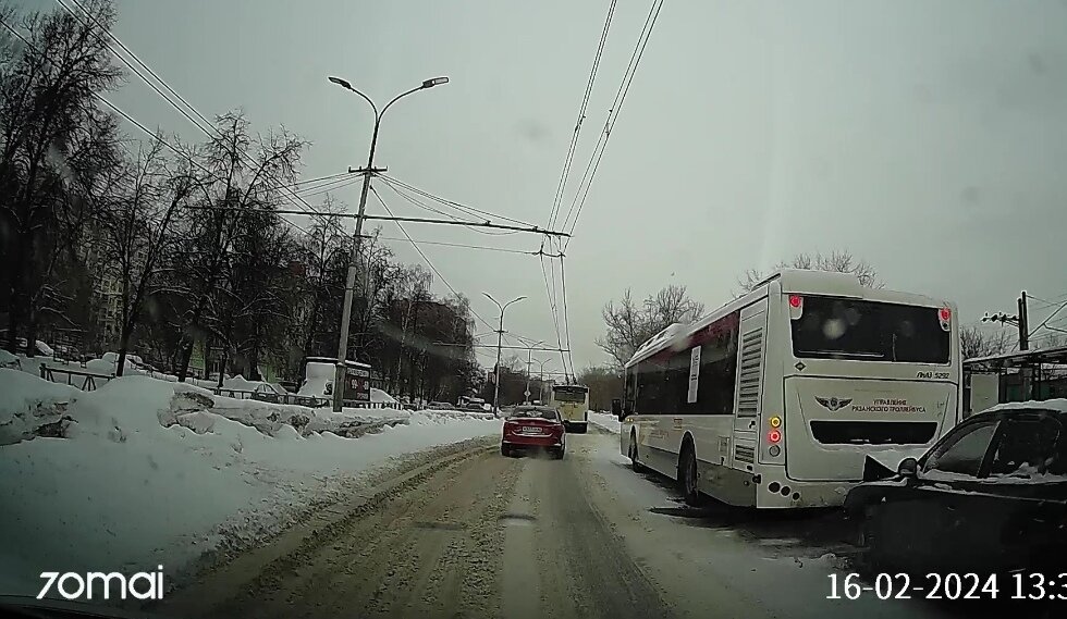    В Рязани произошла авария с участием автобуса7info.ru